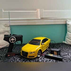 Audi collection: Audi S4 large remote control race car.